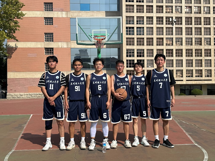 必赢3003no1线路检测中心研究生参加“迎新杯”篮球赛